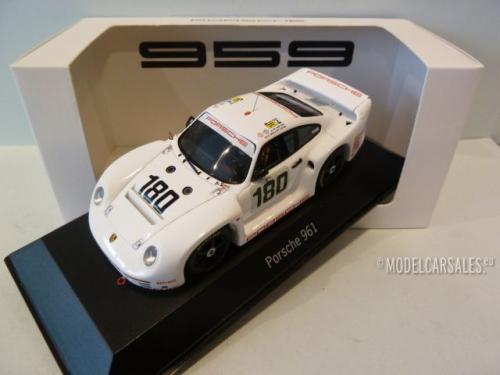 Porsche 961