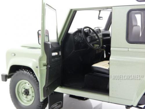 Land Rover Defender 90 Heritage Edition