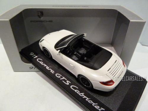 Porsche 911 Carrera GTS