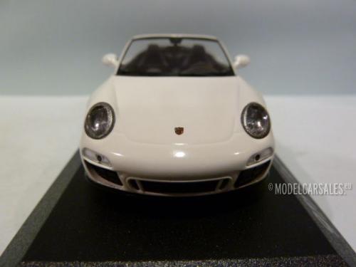 Porsche 911 Carrera GTS
