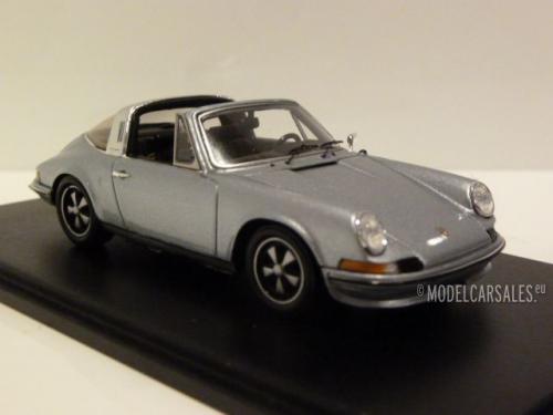 Porsche 911 2.4S Targa