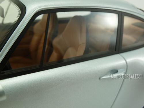 Porsche 911 (993) Carrera 4S