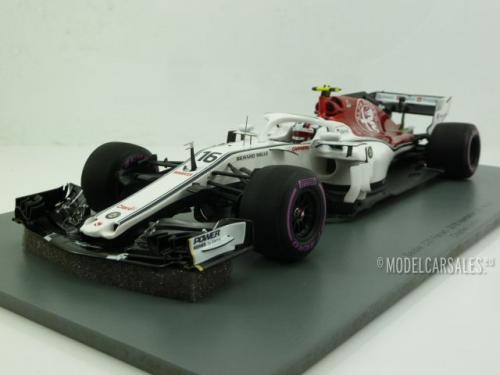 Sauber Alfa Romeo C37 Ferrari