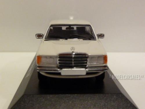 Mercedes-benz 230E (w123)