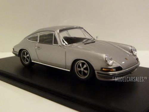 Porsche 911 2.4S