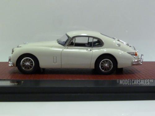 Jaguar XK150 S3.8 by Hartin