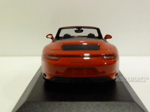 Porsche 911 (991.2) Carrera 4 GTS Cabriolet