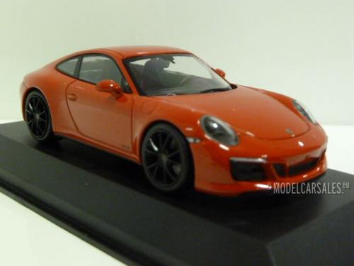 Porsche 911 (991.2) Carrera 4 GTS