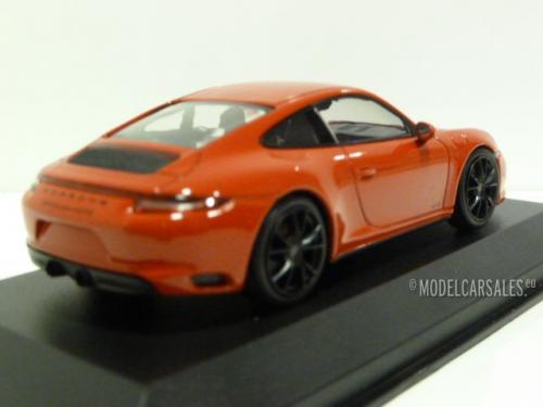 Porsche 911 (991.2) Carrera 4 GTS