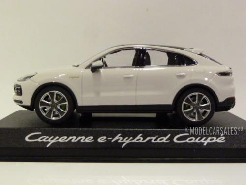 Porsche Cayenne e-Hybrid Coupe