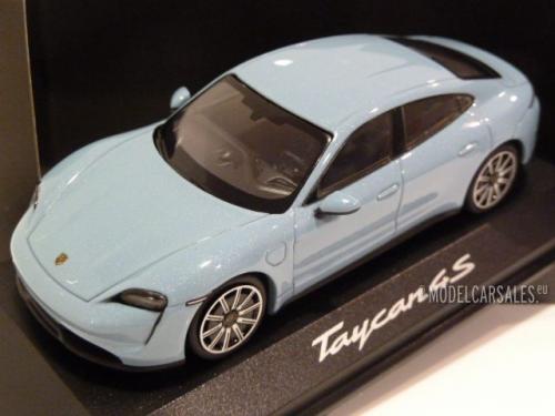 Porsche Taycan 4S