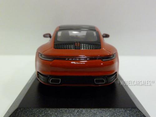 Porsche 911 (992) Carrera