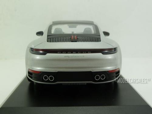 Porsche 911 (992) Carrera 4S