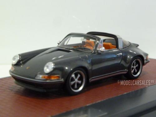 Porsche 911 4.0 Targa `Montreal` by Singer