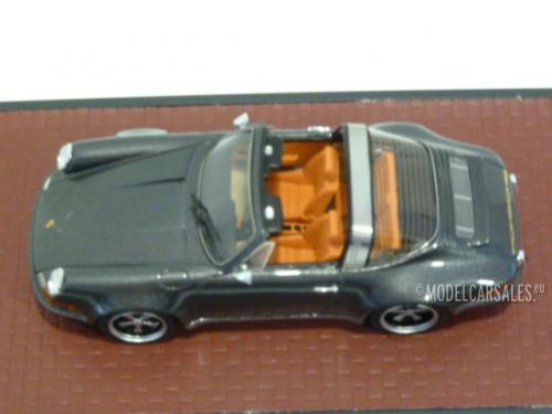 Porsche 911 4.0 Targa `Montreal` by Singer