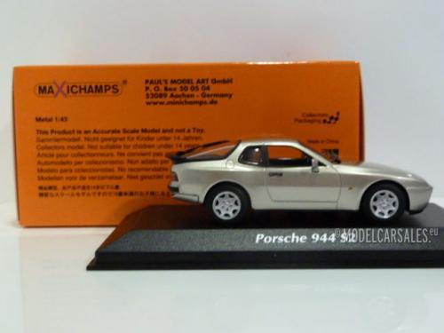 Porsche 944 S