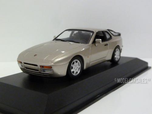 Porsche 944 S