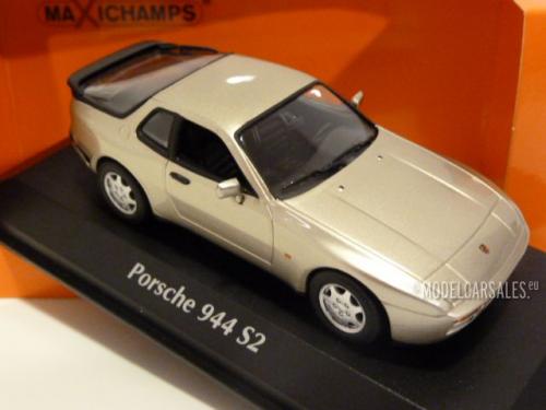 Porsche 944 S