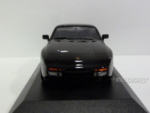 Porsche 944 S