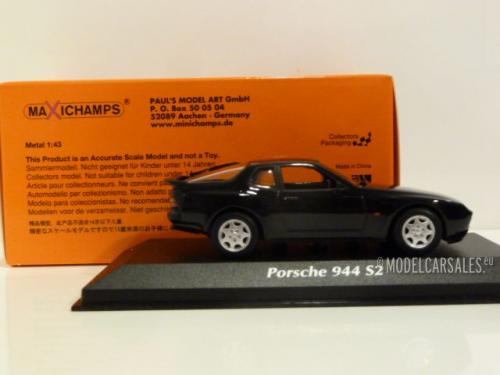 Porsche 944 S