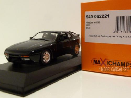 Porsche 944 S