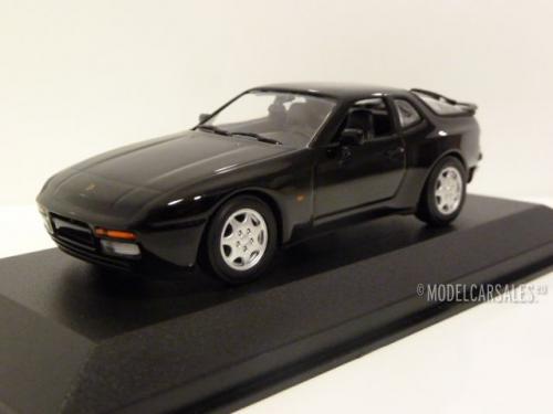 Porsche 944 S