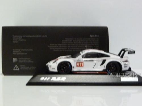 Porsche 911 (992) RSR