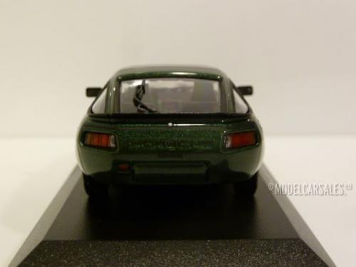 Porsche 928 S