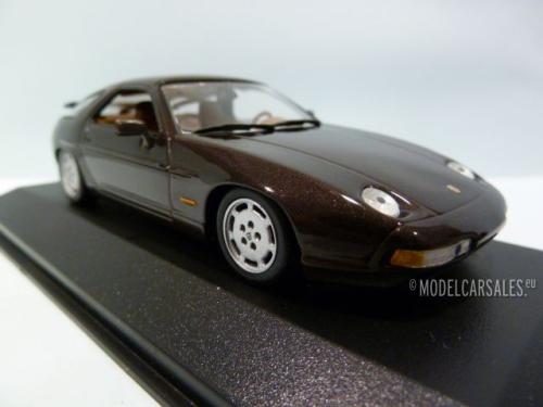 Porsche 928 S4