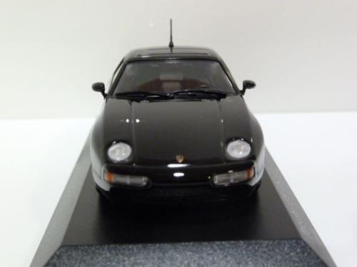 Porsche 928 S