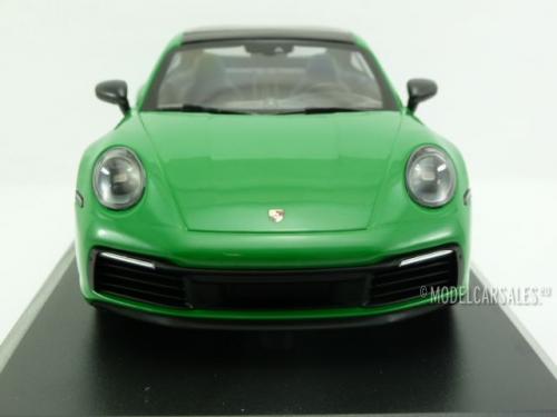 Porsche 911 (992) Carrera 4S