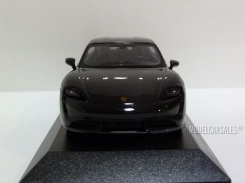 Porsche Taycan Turbo S