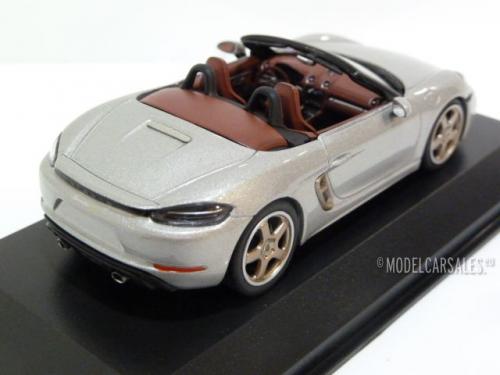 Porsche 718 (982) Boxster