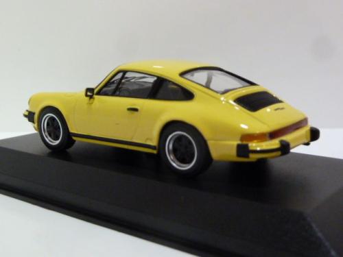 Porsche 911 SC G)