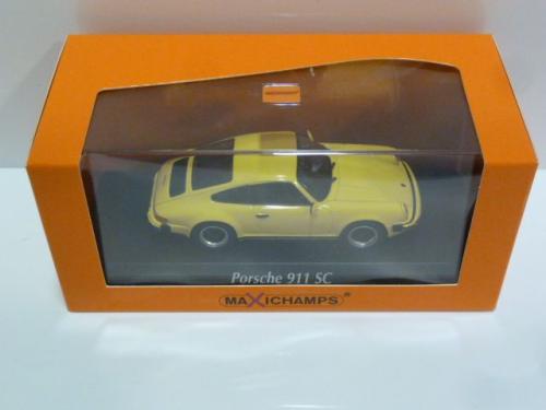 Porsche 911 SC G)