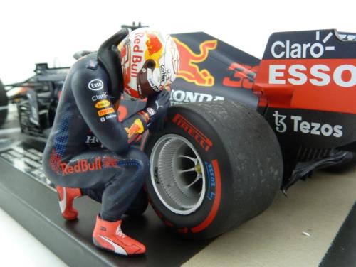 Red Bull Racing RBR16B