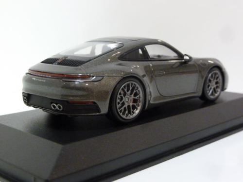 Porsche 911 (992) Carrera 4S