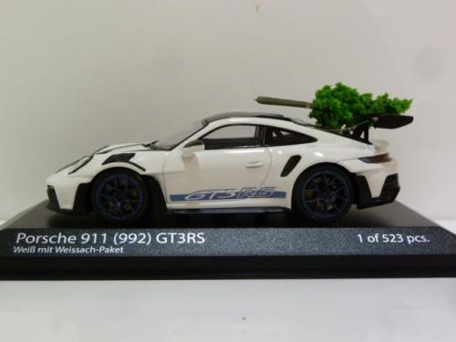 Porsche 911 (992) GT3 RS Weissach Package