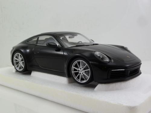 Porsche 911 (992) Carrera 4S