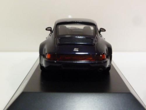 Porsche 911 (964) Carrera 4