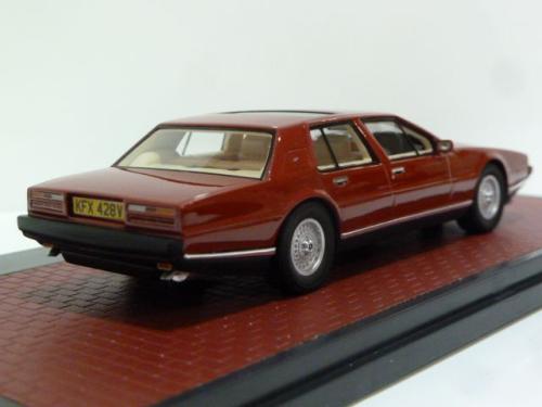 Aston Martin Lagonda Series 2