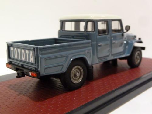 Toyota HJ45 Landcruiser Crew Cab