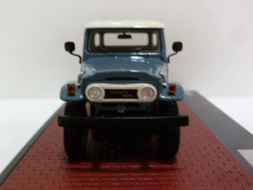 Toyota HJ45 Landcruiser Crew Cab