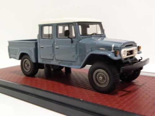 Toyota HJ45 Landcruiser Crew Cab