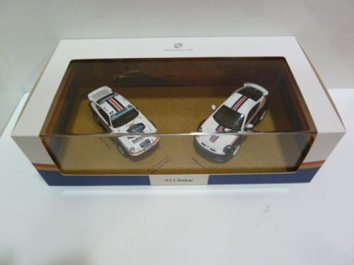 Porsche 911 (953) Carrera 3.2 4x4 / 911 (992) Dakar