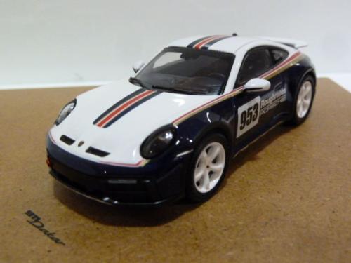 Porsche 911 (953) Carrera 3.2 4x4 / 911 (992) Dakar